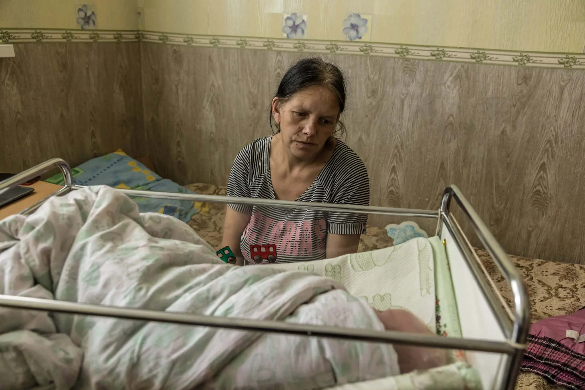 Як притулки для жінок у Сумах поєднують захист від домашнього насильства та воєнної загрози